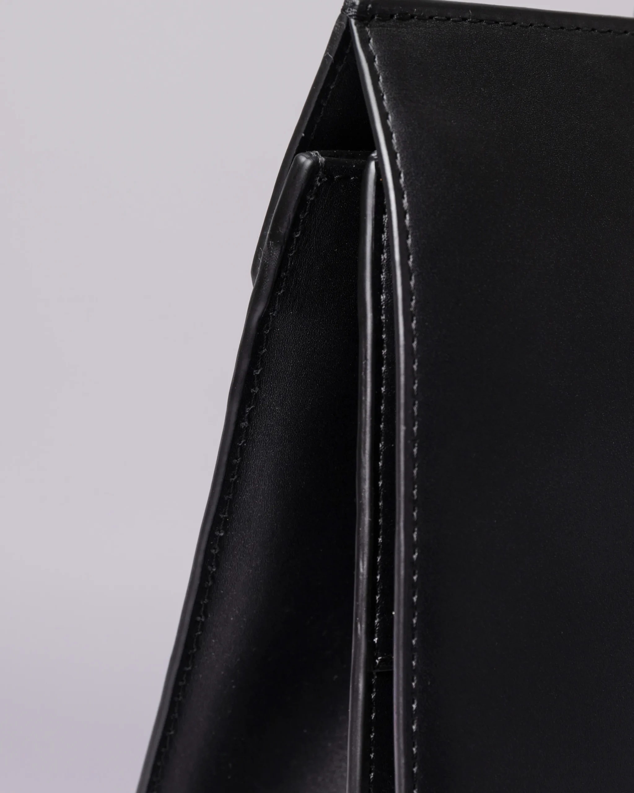 Hot Lovis Cuir